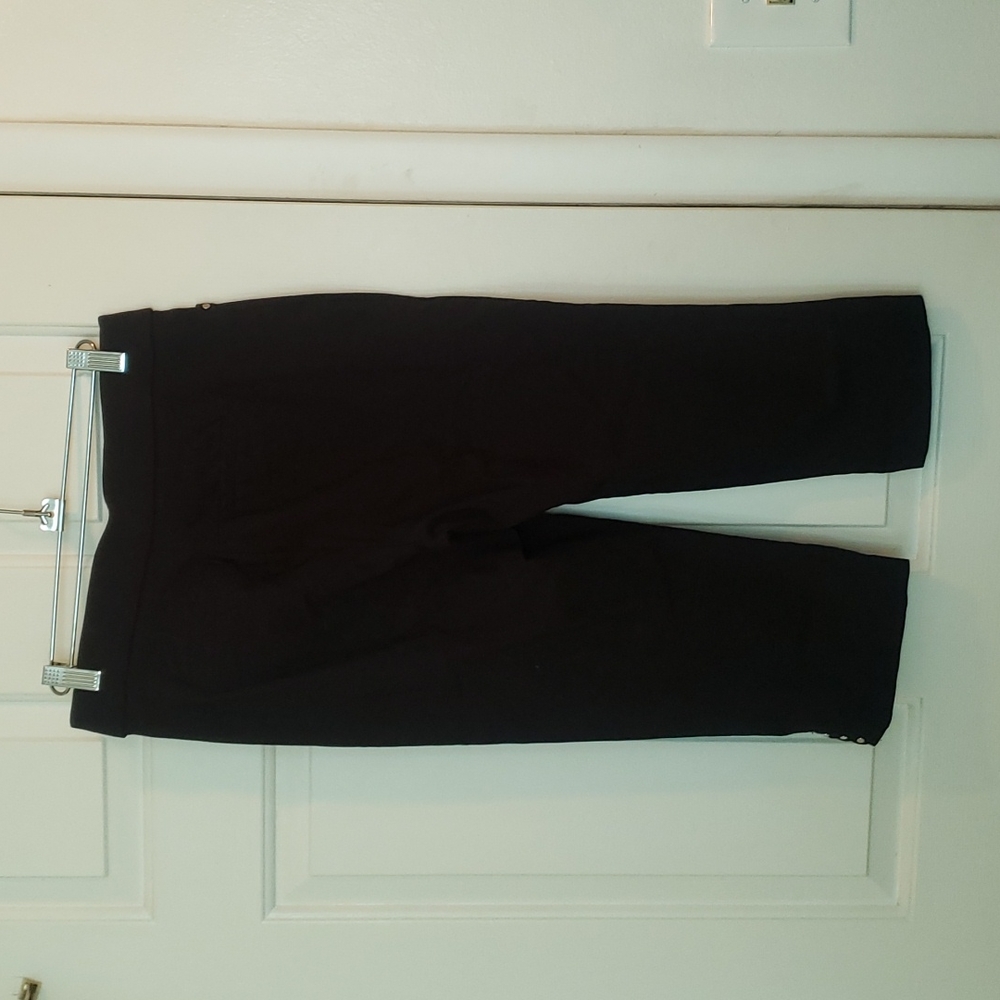 Capri pants - Picture 2 of 3